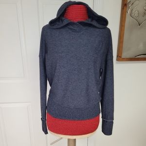 Lululemon hoodie top Size 4